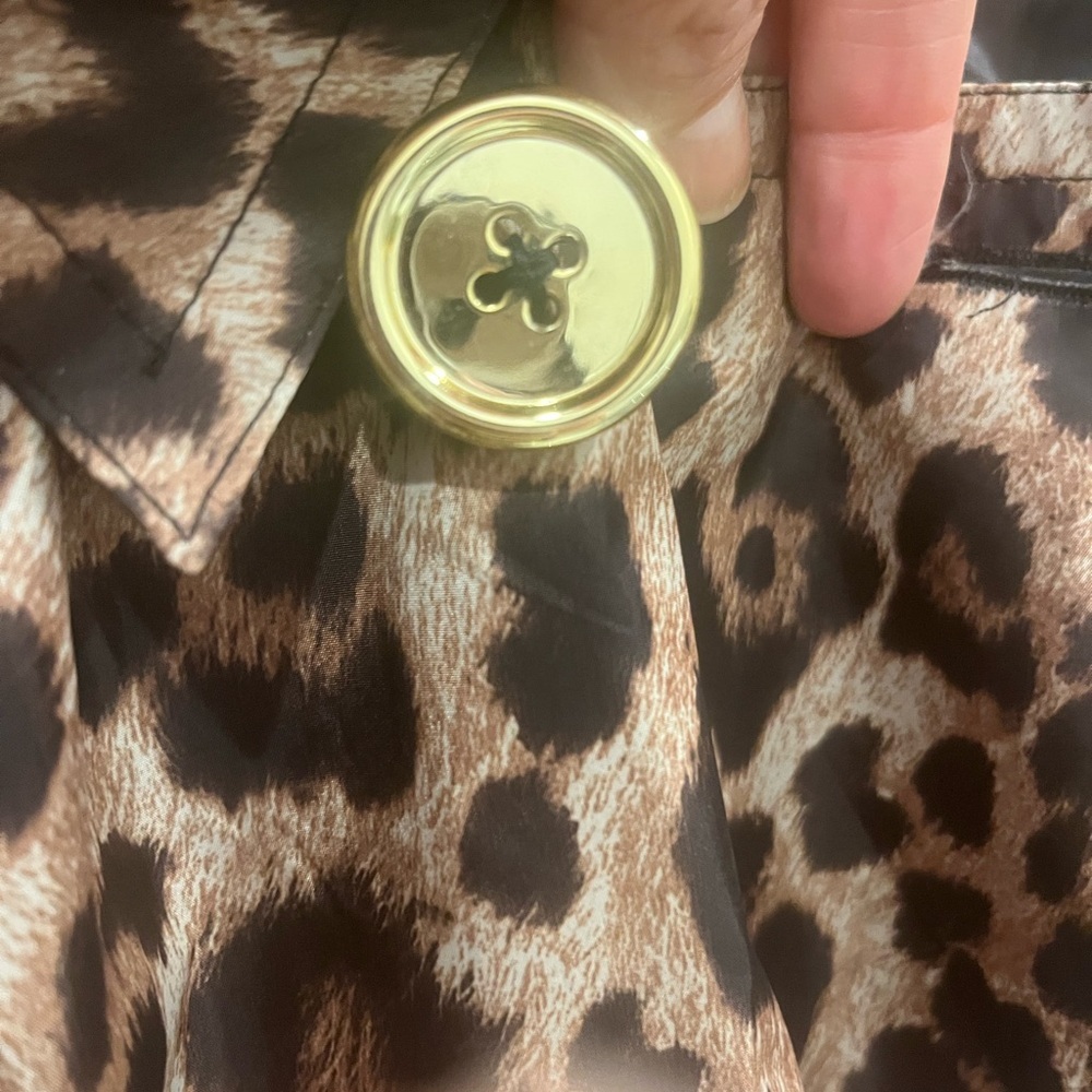 Michael Kors Leopard Print rain coat - Picture 6 of 7